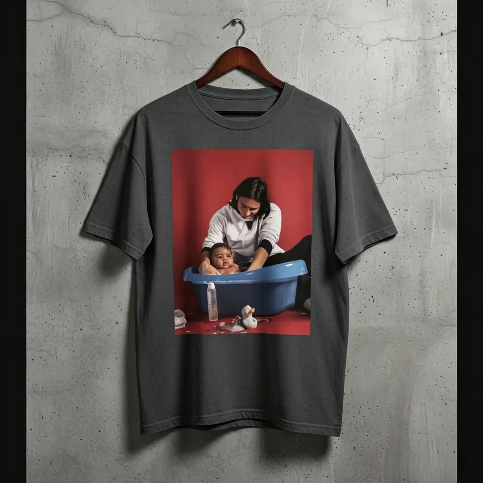 T-shirt avec photo iconique de Messi et Lamine Yamal, t-shirt de légende du football, cadeau pour les fans du Barcelone, t-shirt GOAT du football, t-shirt pour hommes et femmes