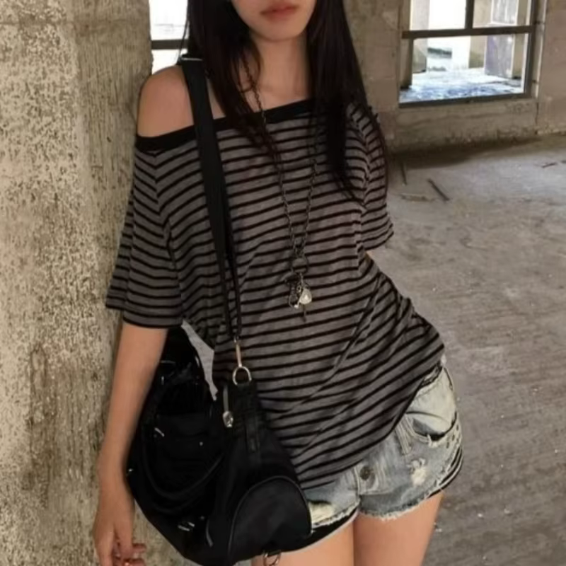 T-shirt rayé pour femmes
