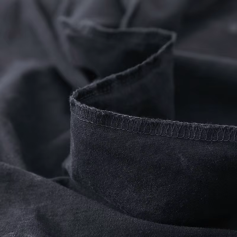 Débardeur vintage délavé pour homme avec motif épine gothique rouge