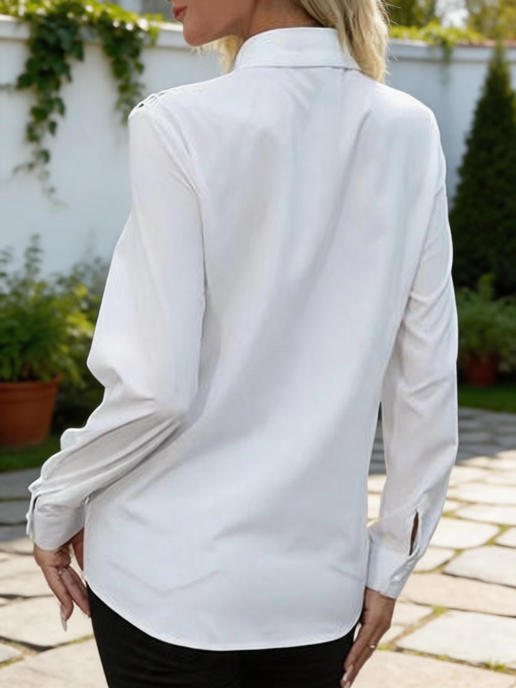 Chemisier blanc polyvalent pour femme à col