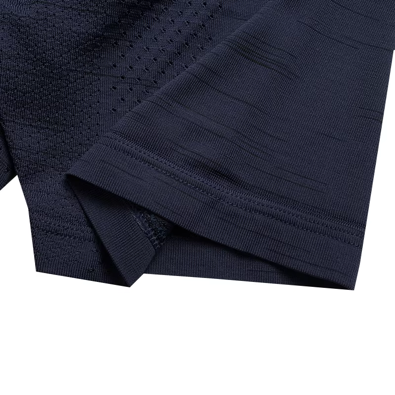 T-shirts Underarmour pour hommes et femmes