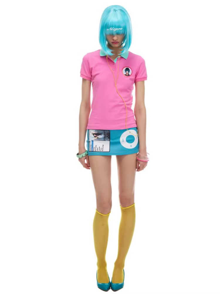 Polo rose à imprimé graphique et col contrastant pour femme