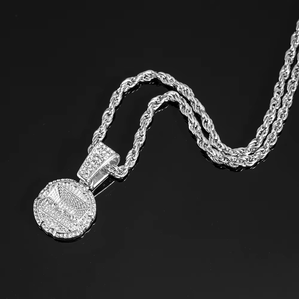 Collier pendentif délicat et brillant pour hommes et femmes