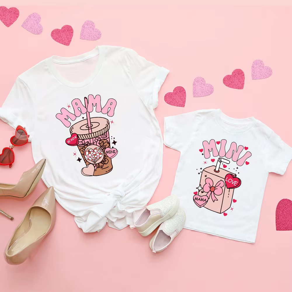 T-shirt imprimé Mama Mini Coffee Milk pour filles