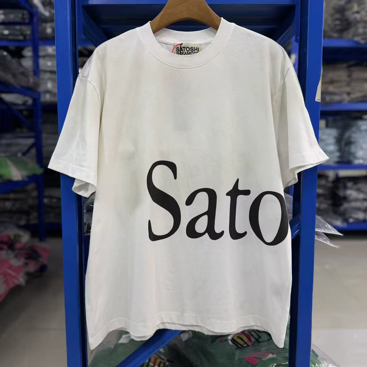 Nouveau T-shirt Satoshi Nakamoto 26SS pour homme