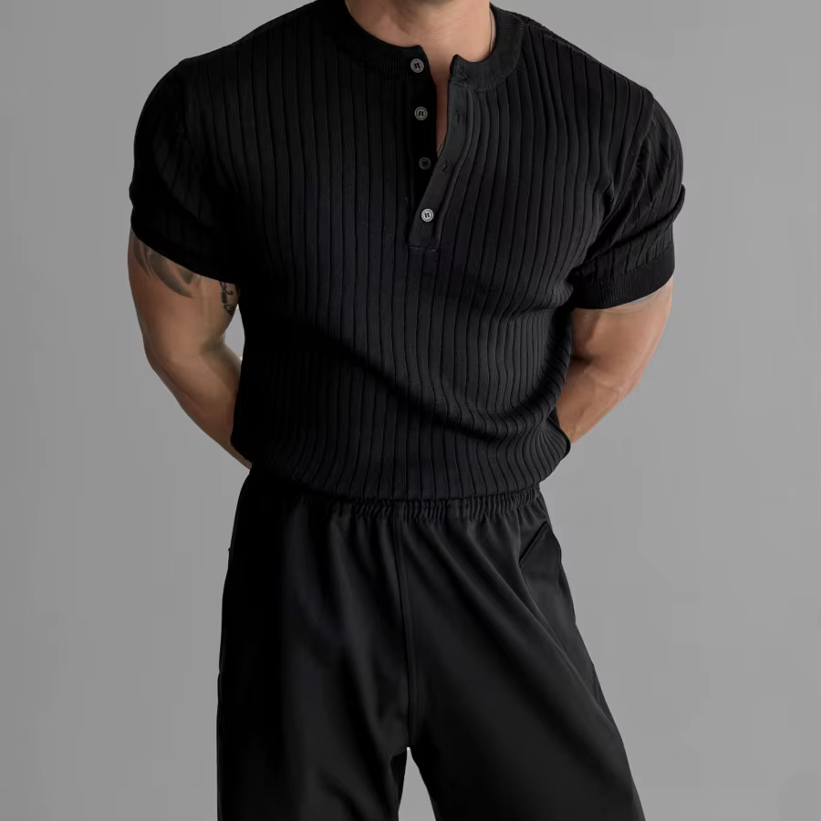 T-shirt tricoté à col Henry pour homme