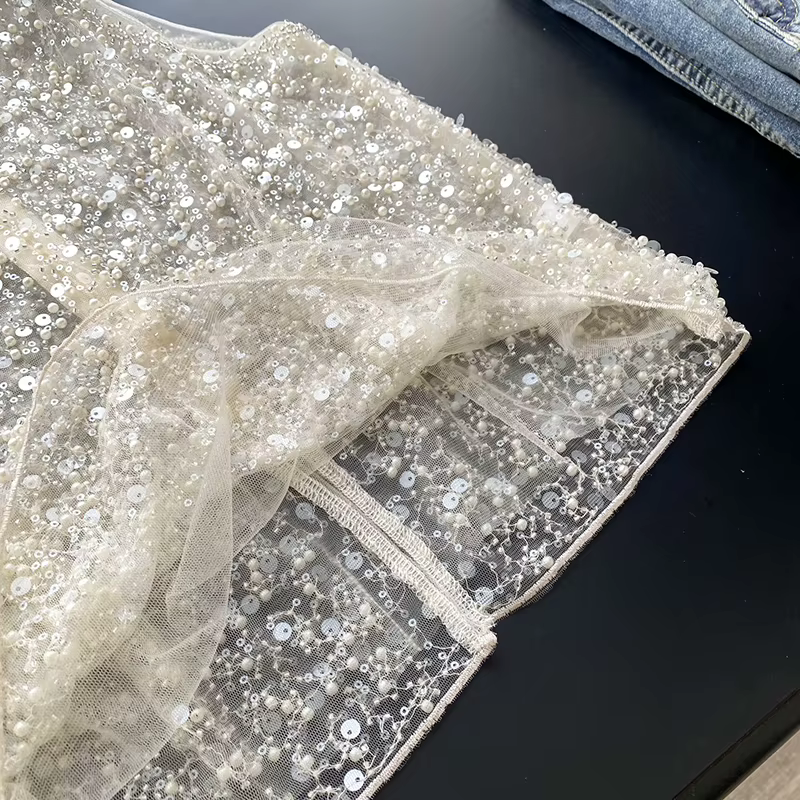 Débardeur de luxe pour femme avec sequins et perles