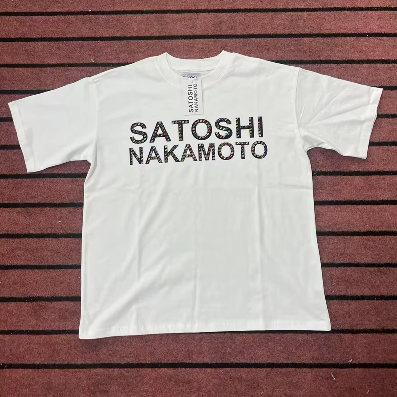 T-shirts SATOSHI avec photo réelle