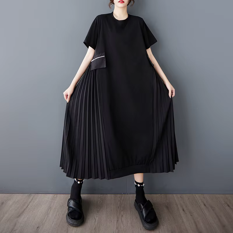 Manches courtes surdimensionné vintage noir plissé nouveau en robes pour femmes décontracté ample longue robe d'été vêtements élégants 2025