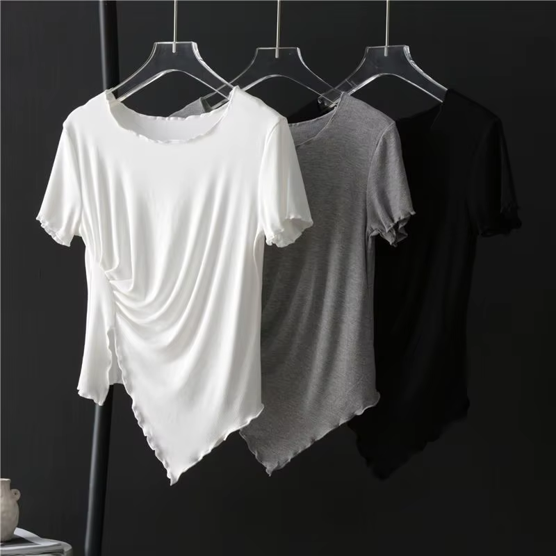 T-shirt asymétrique à col en V et plis irréguliers, style coréen, nouvelle collection été, coupe ample pour femme