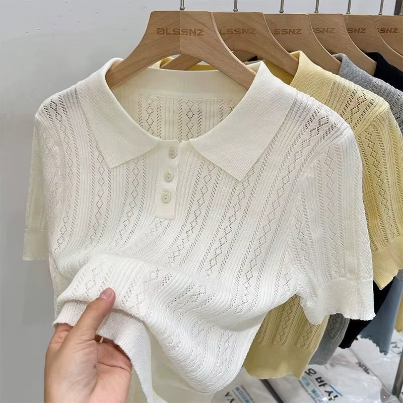 Chemise en tricot avec col découpé et manches courtes pour femmes
