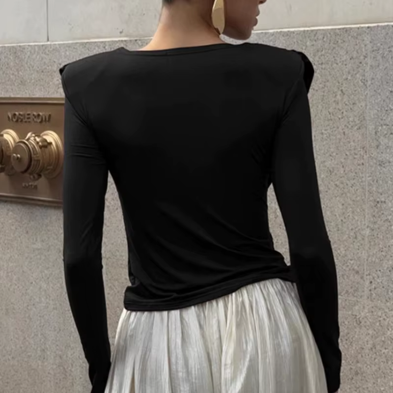Haut élégant à col drapé pour femme