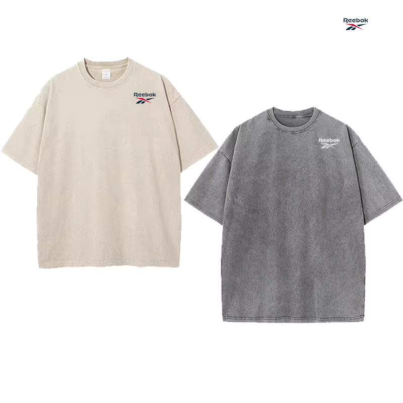T-shirt sportif à manches courtes et col rond rétro de la marque Reebok