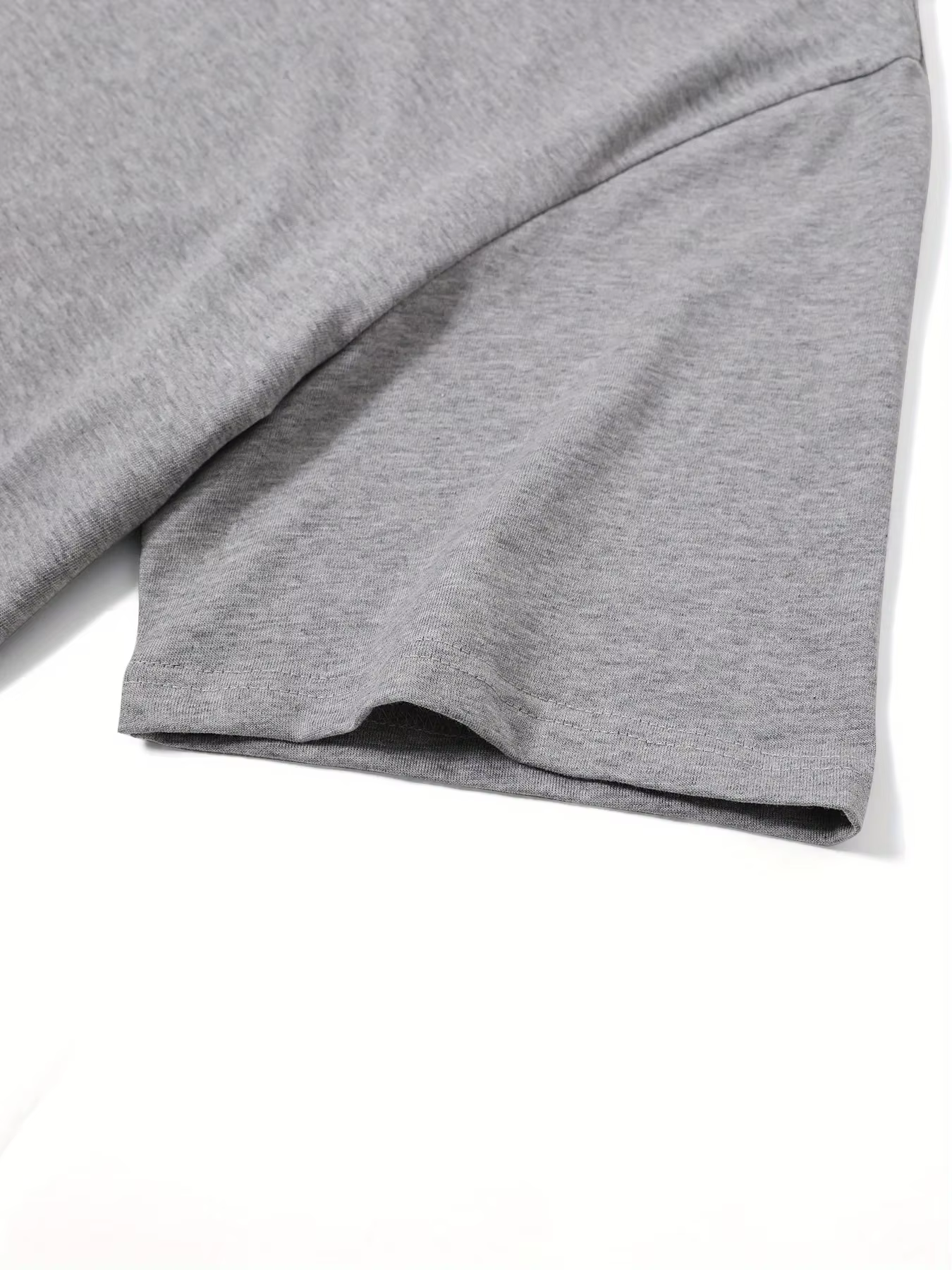 T-shirts graphiques pour hommes
