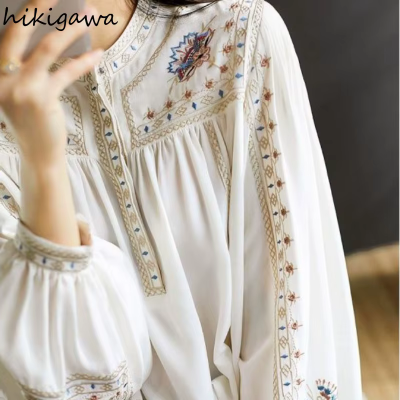 Chemisier De mode pour femmes à manches longues imprimé chemises amples 2025 Blusas Mujer De Moda col rond Vintage bohême été Blouses hauts