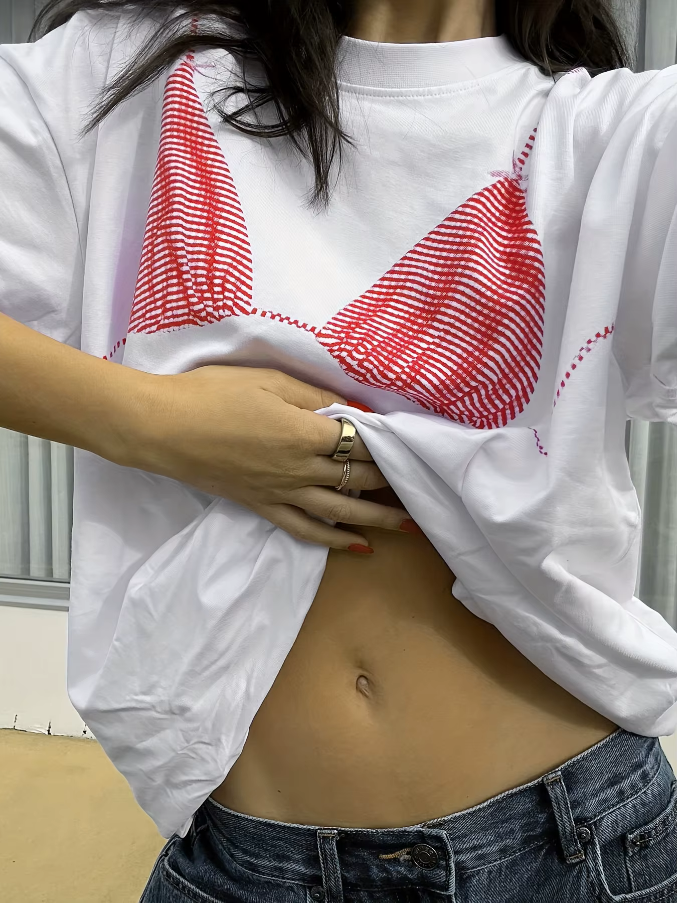 T-shirt à manches courtes et col rond imprimé bikini rose