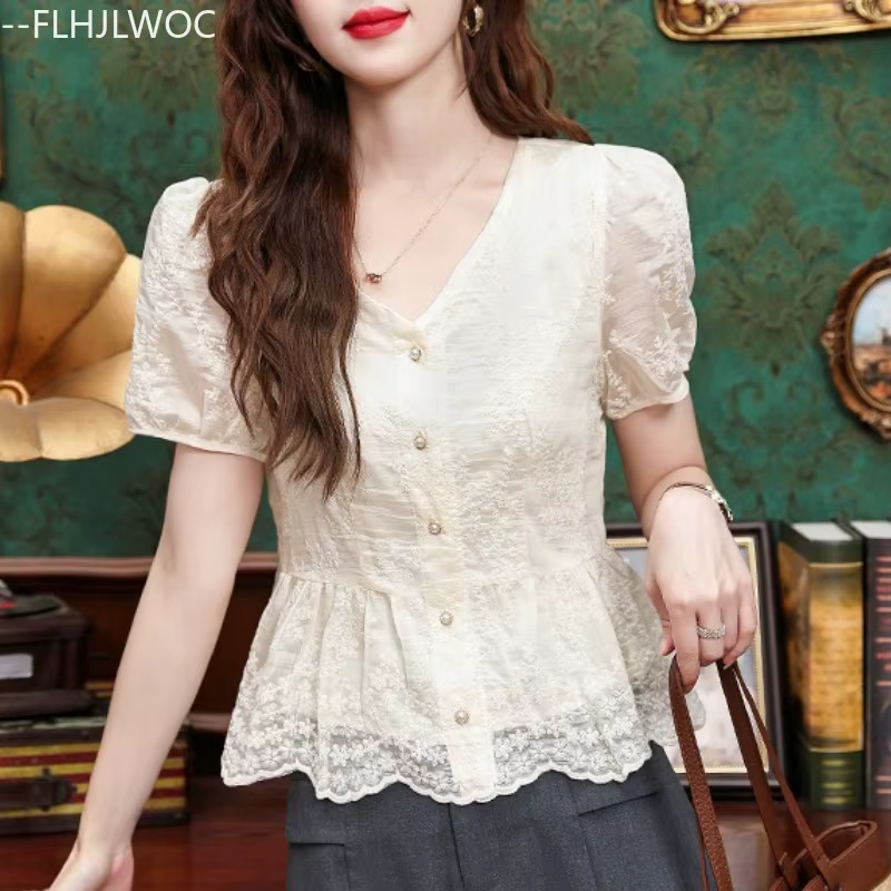 Peplum hauts chemisiers nouvelle mode femmes été à manches courtes mignon doux filles broderie dentelle rétro Vintage haut bouton chemises