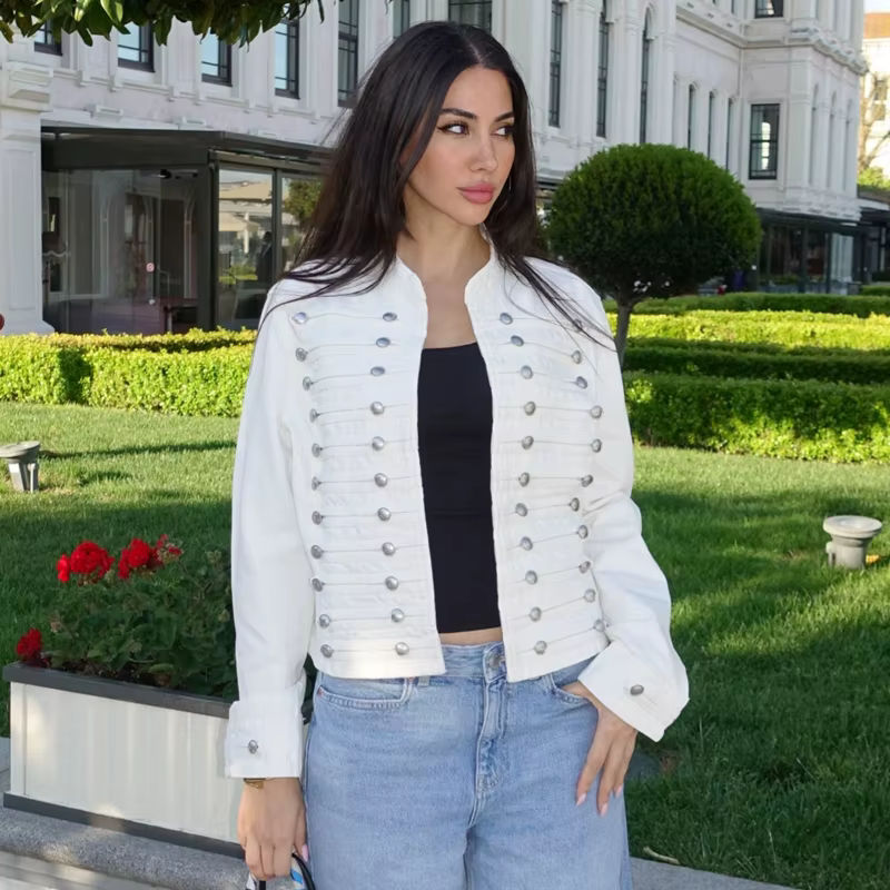 Veste en jean courte pour femme
