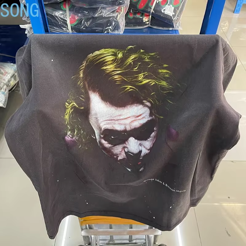 T-shirt blanc Saint 2025