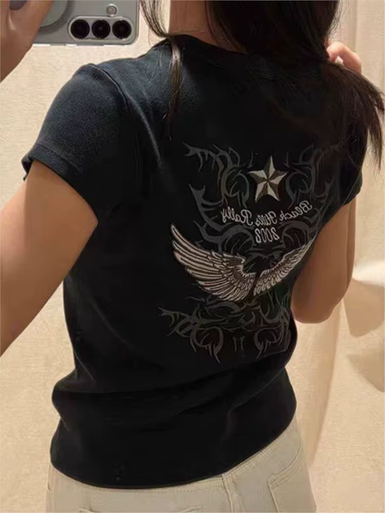 T-shirts brodés à motif aile arrière pour femme