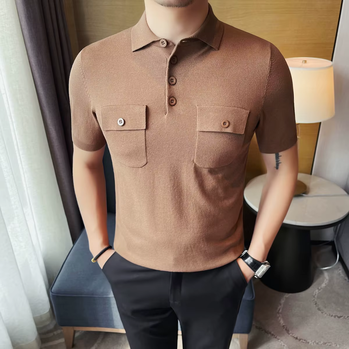 Polo t-shirt homme été mode Double poches conception à manches courtes hommes Polos chemises coupe ajustée décontracté glace soie tricot pulls