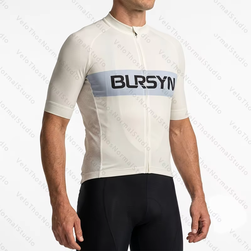 Ensemble de maillot de cyclisme à manches courtes et de short à bretelles