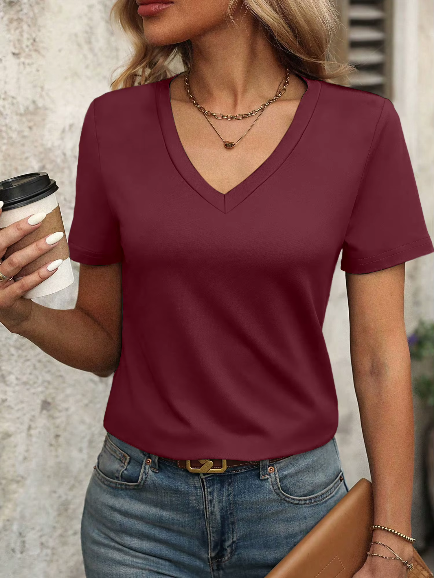 T-shirt polyvalent à col en V pour femmes – Coupe ample à manches courtes