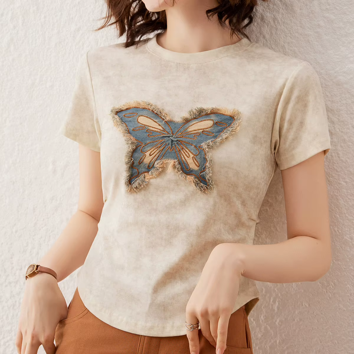 Modiis YAO-T-shirt à manches courtes et col rond pour femme, haut décontracté, pull, broderie délavée papillon, coupe couvertes, mode estivale, 2024