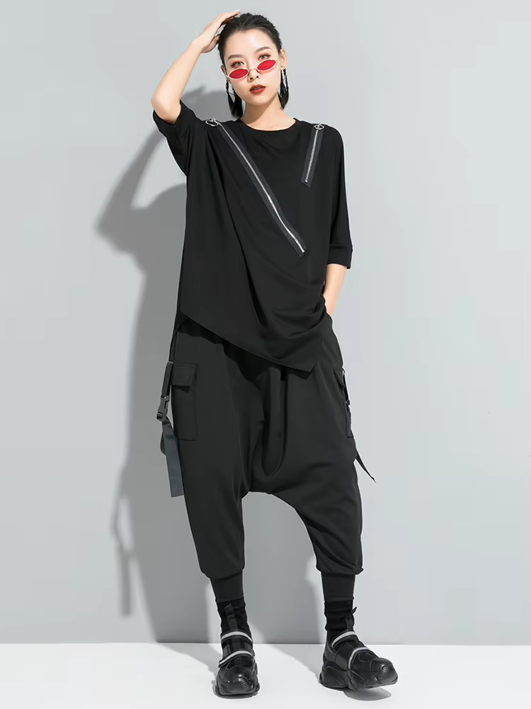 EAM femmes noir asymétrique Sittch grande taille T-shirt nouveau col rond à manches longues mode marée printemps automne 2026 1S185