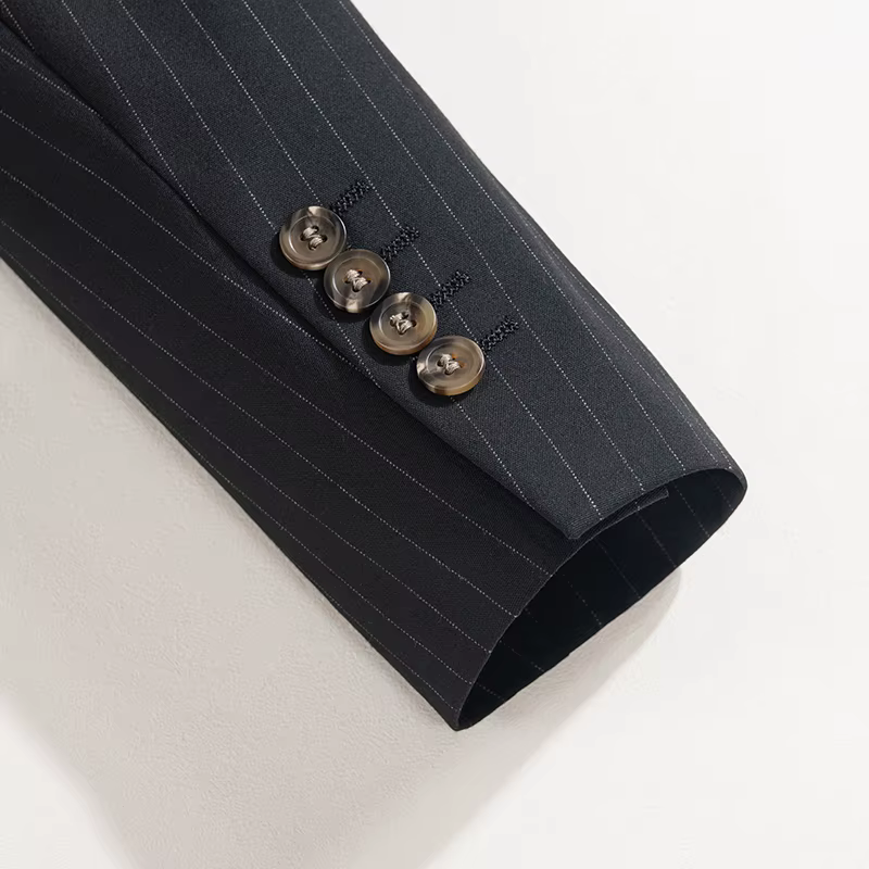 Costumes élégants pour hommes de marques de luxe