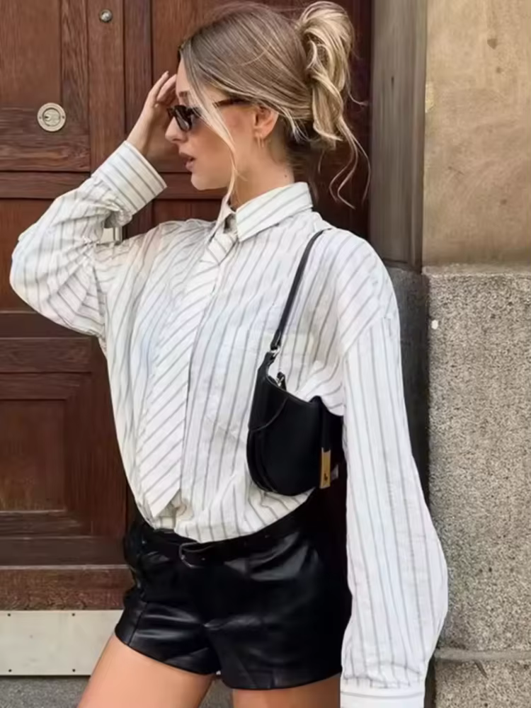 Chemise rayée à cravate pour femme