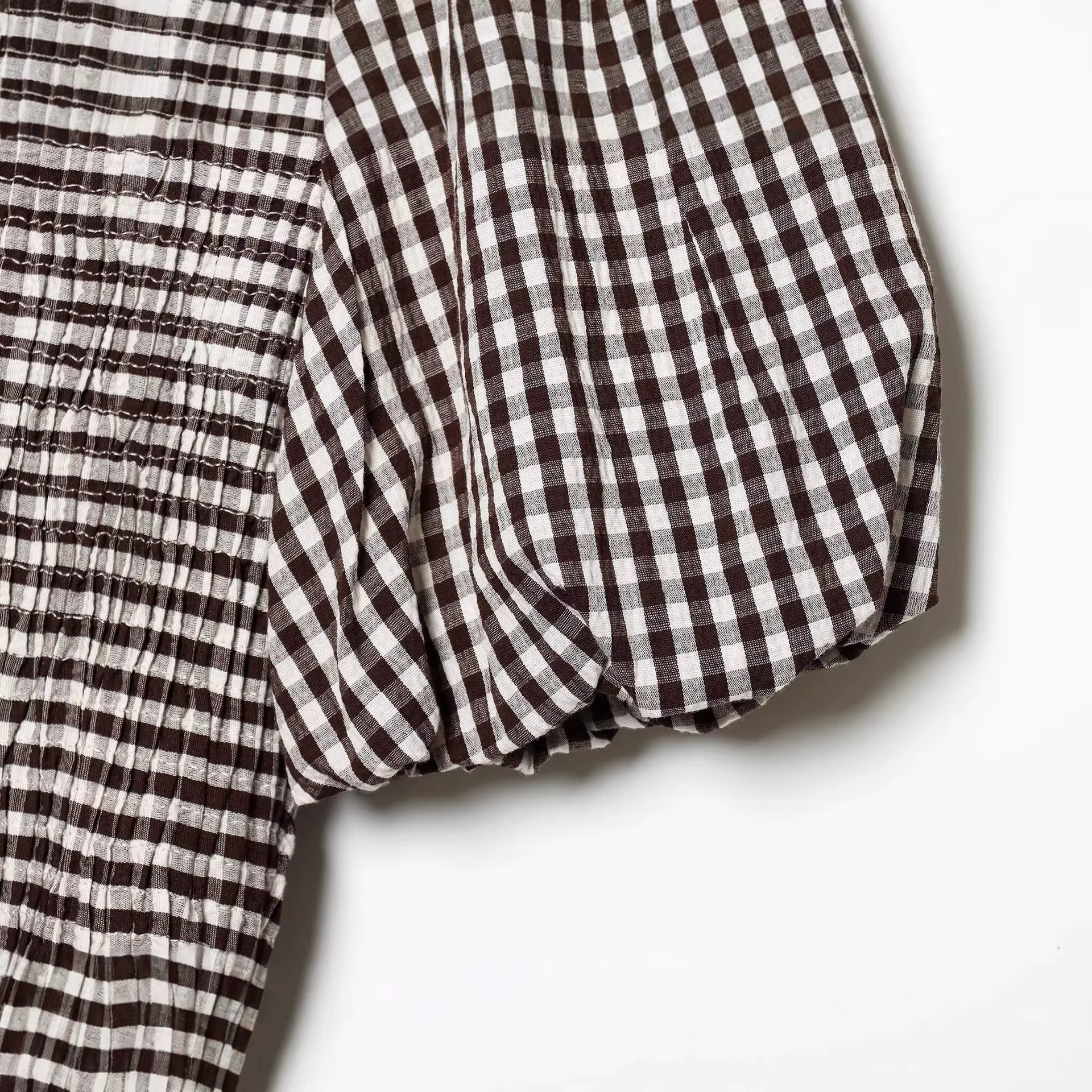 Chemise Vintage Femme Tendance à Col Montant et Manches Bulles