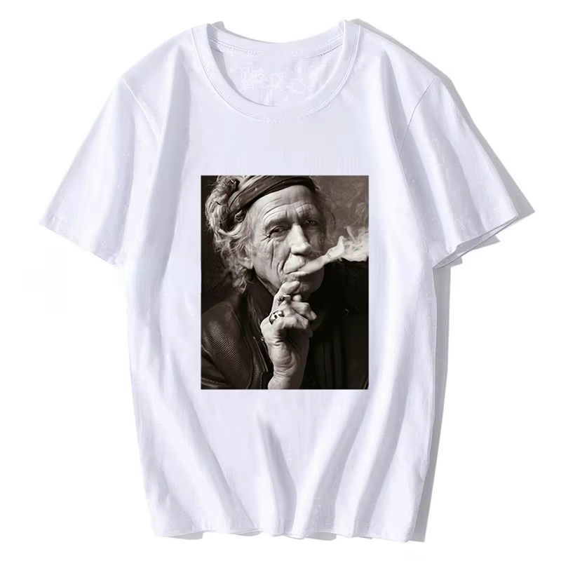 T-shirt manches courtes homme, modèle 2019 et je suis encore là