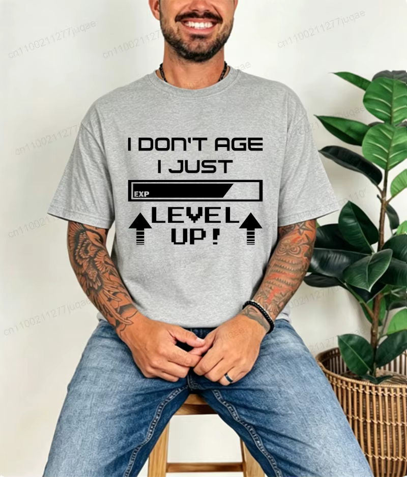 T-shirts drôles « Je ne vieillis pas