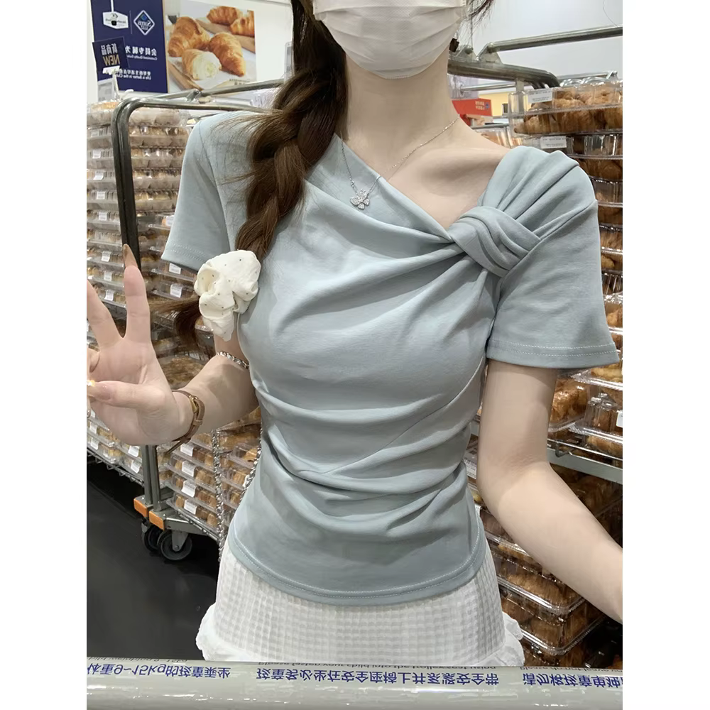 T-shirt blanc chic d'été pour femme