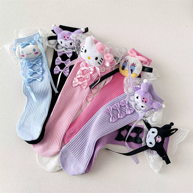 Chaussettes hautes imprimées Kuromi mignonnes pour femmes et filles, chaussettes longues en coton doux à motif de dessin animé Kawaii, décontractées pour le quotidien, vente en gros