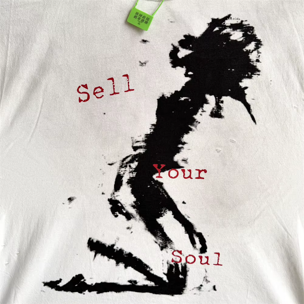 Joli lavé Saint vendre votre âme Vintage manches coupe T-Shirt hommes femmes haut sans