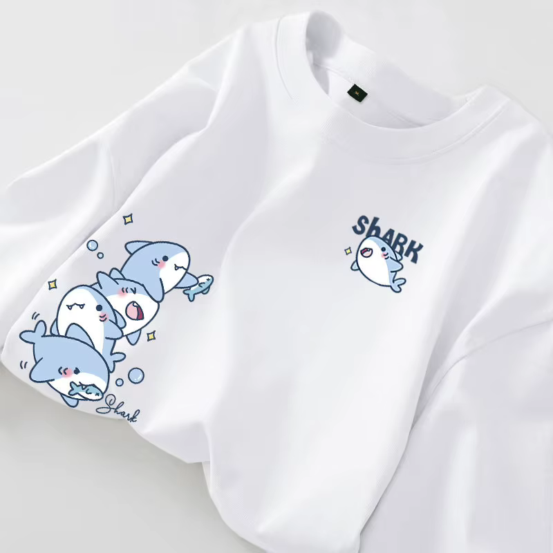 T-shirt à manches courtes d'été