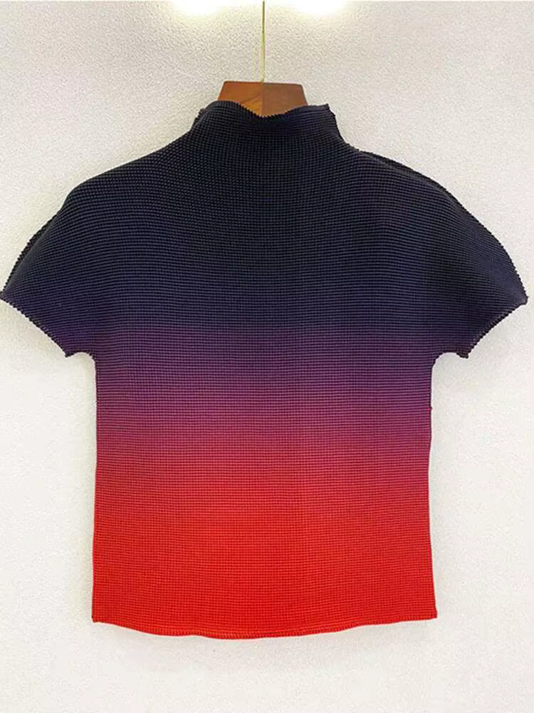 DEAT T-shirts plissés dégradés à col montant et manches courtes pour femme, style décontracté, nouvelle mode été 2026 15HT177