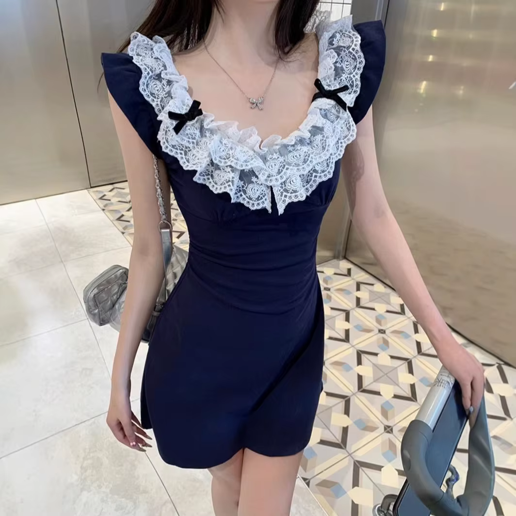 Nouvelle petite robe à manches volantes pour femmes
