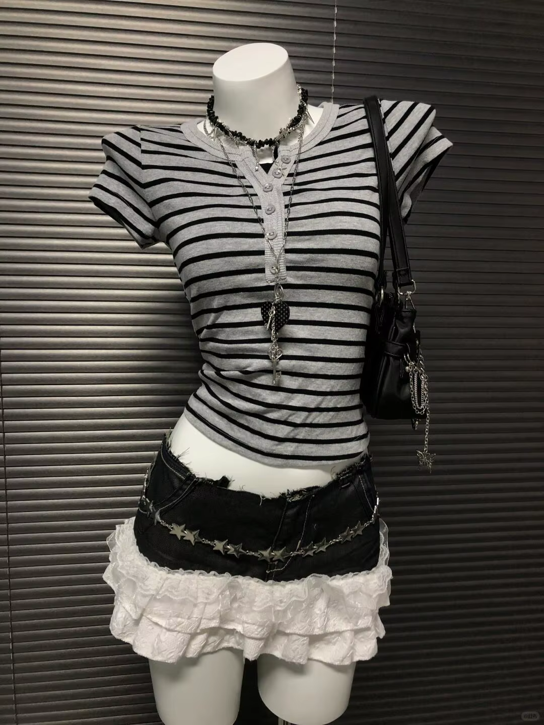 T-shirt à manches courtes pour femme