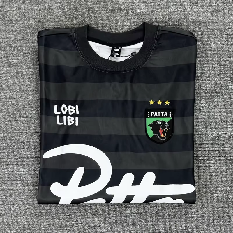 T-shirt à manches longues unisexe à col rond, motif tête de léopard brodé Patta, rayures noires et jaunes, style maillot de football ample