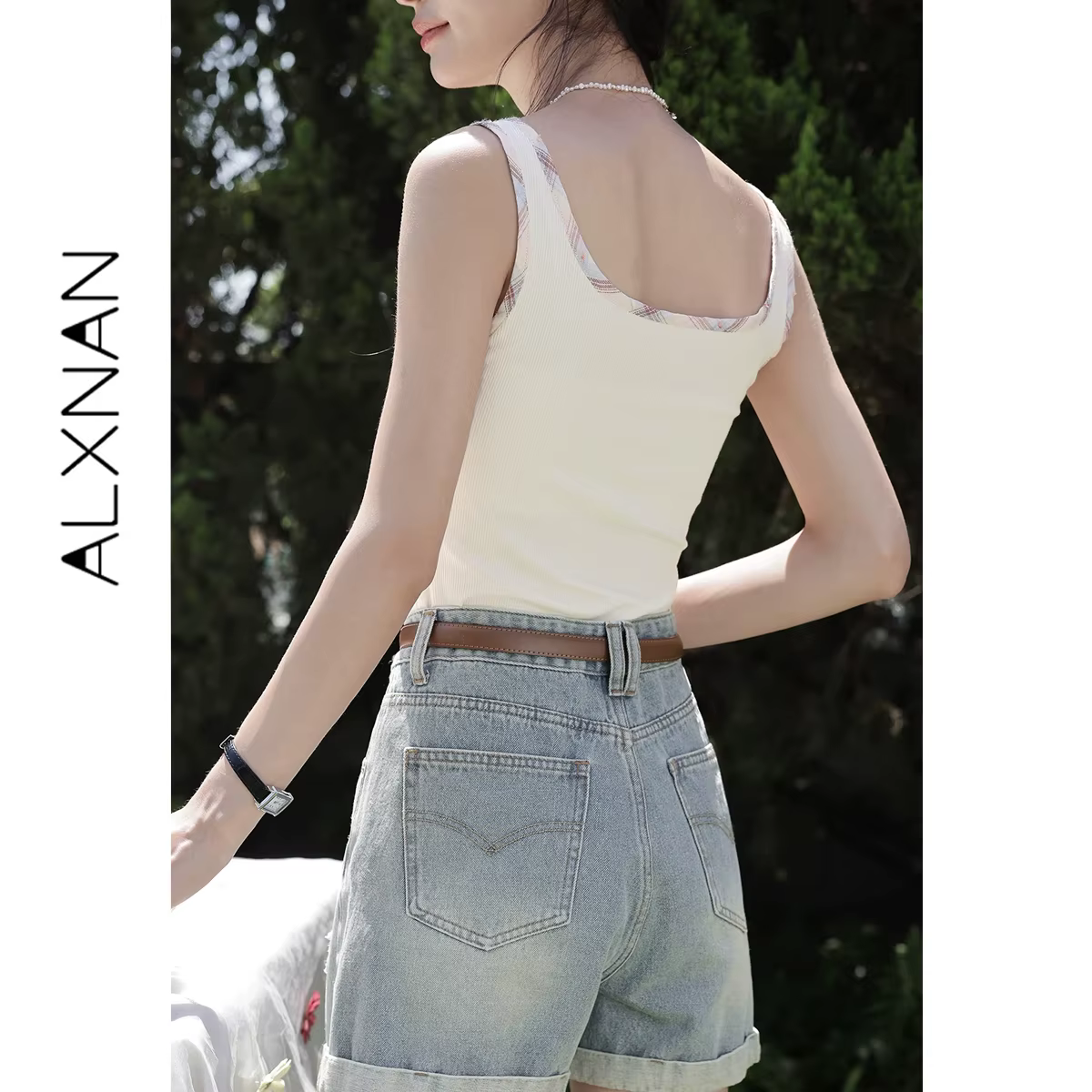 ALXNAN Débardeurs Femme Blanc Cassé Élégant Coupe Ajustée Camisole Été 2026 Décontracté Vacances Plage Sans Manches