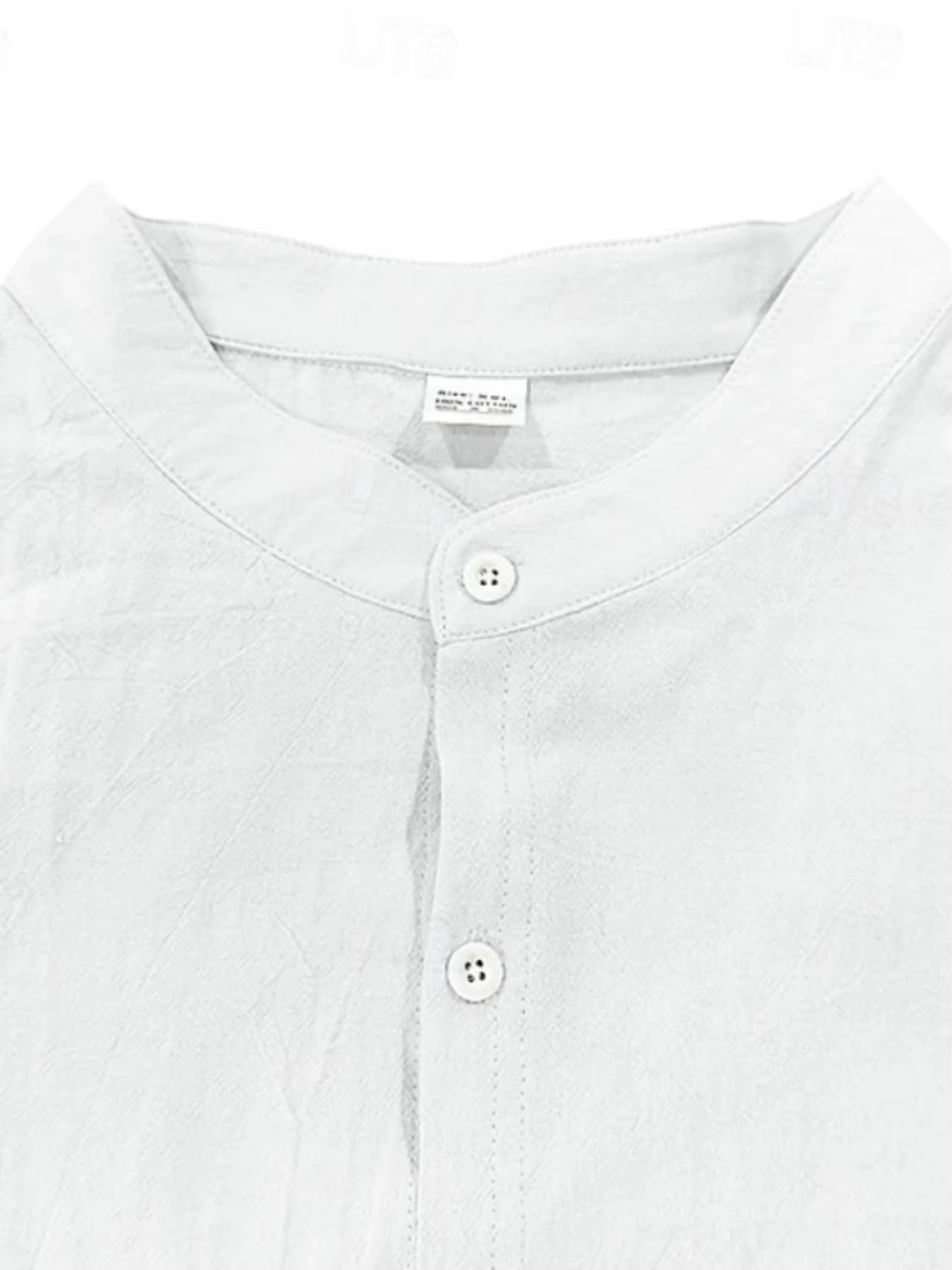 Chemise boutonnée en lin blanc minimaliste pour homme