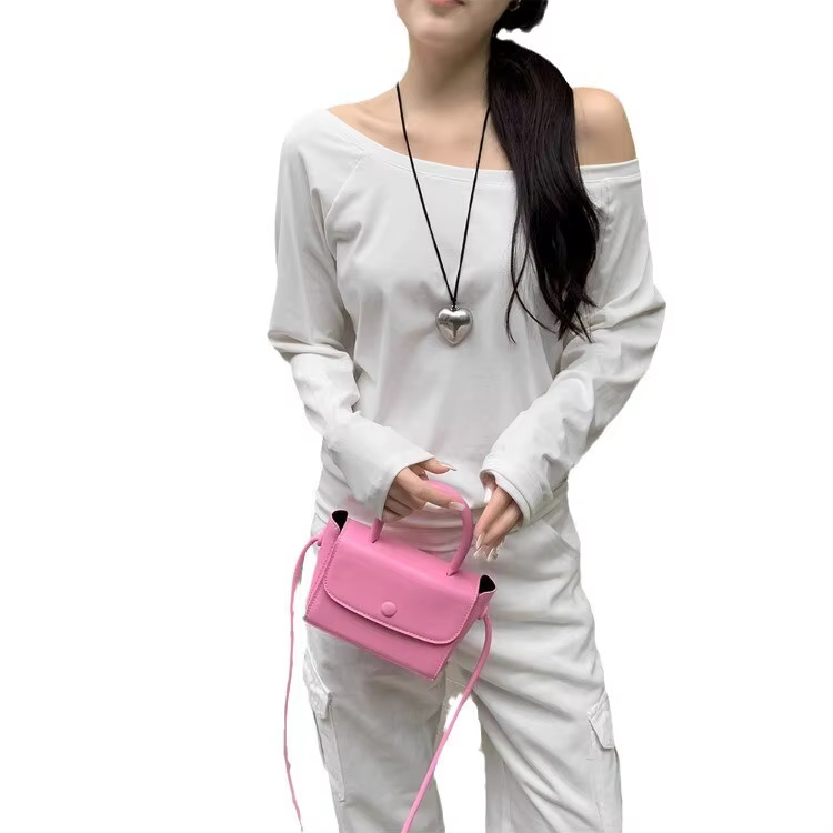 T-shirt asymétrique épaule dénudée à manches longues pour femmes