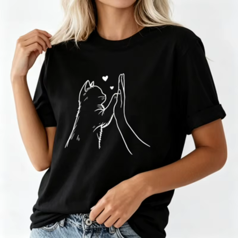 T-shirt, T-shirt graphique avec motif de chat mignon et de main en forme de cœur