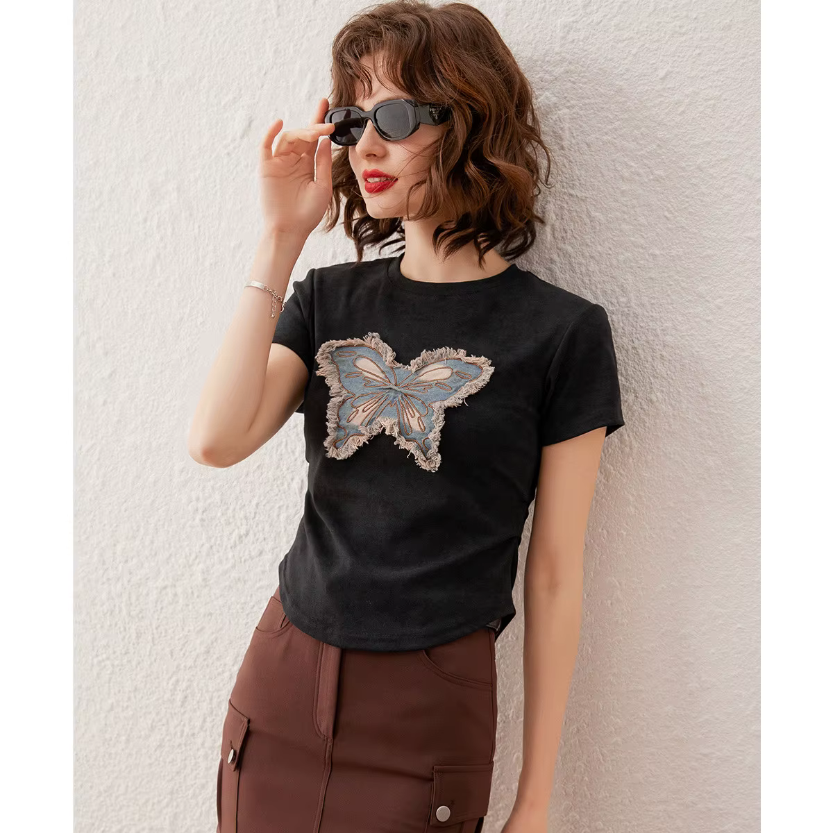 Modiis YAO-T-shirt à manches courtes et col rond pour femme, haut décontracté, pull, broderie délavée papillon, coupe couvertes, mode estivale, 2024