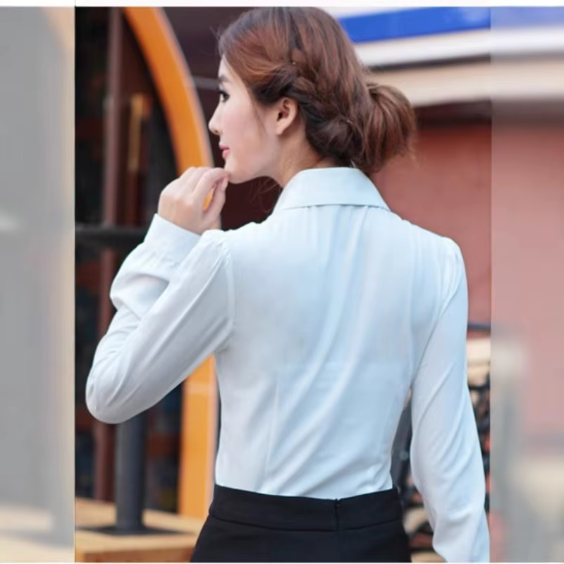 Chemisier de bureau blanc élégant pour femmes