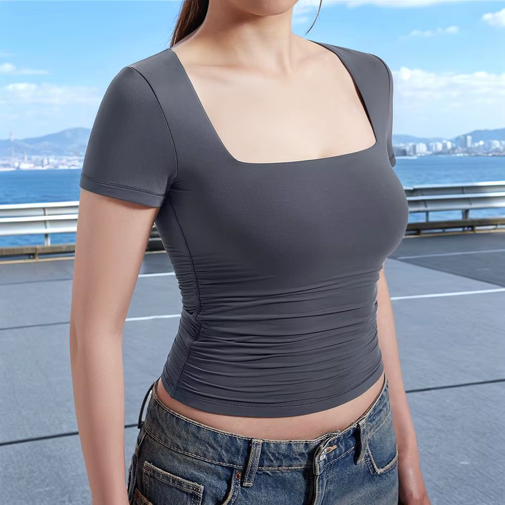 T-shirt à manches courtes pour femme