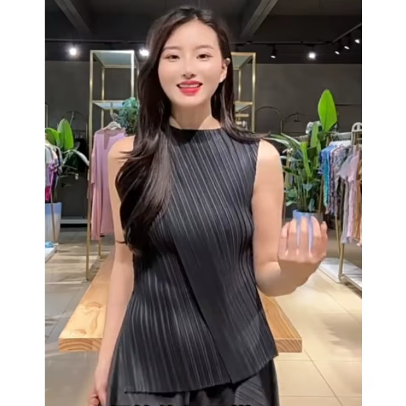 T-shirt sans manches Miyake plissé été nouveau col rond mince polyvalent irrégulier femmes maillot de corps hauts plusieurs façons porter